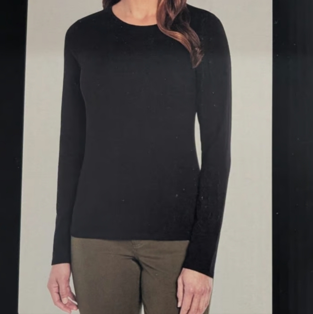 Banana Republic Classic Crew Neck Black Long Sleeve Top Medium